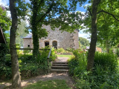Lovely gite in a peaceful area near the coast, in the Bay of Mont-Saint-Michel
