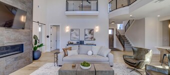 New | Family Reunions | Corporate Retreats | Private Pool |  Sleeps 23