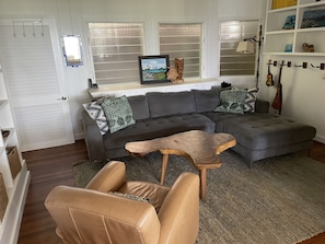 TV, offices