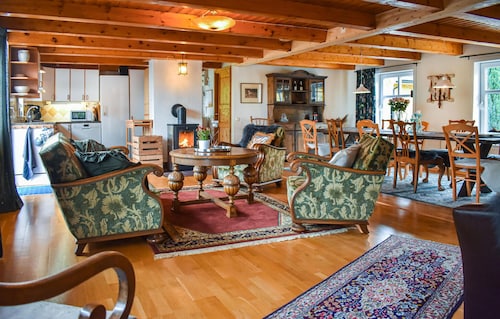 7 bedroom awesome home in örkelljunga