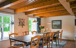 Dining - 7 bedroom awesome home in örkelljunga (Örkelljunga)