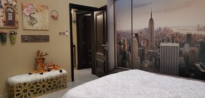 6 bedrooms, free WiFi, bed sheets