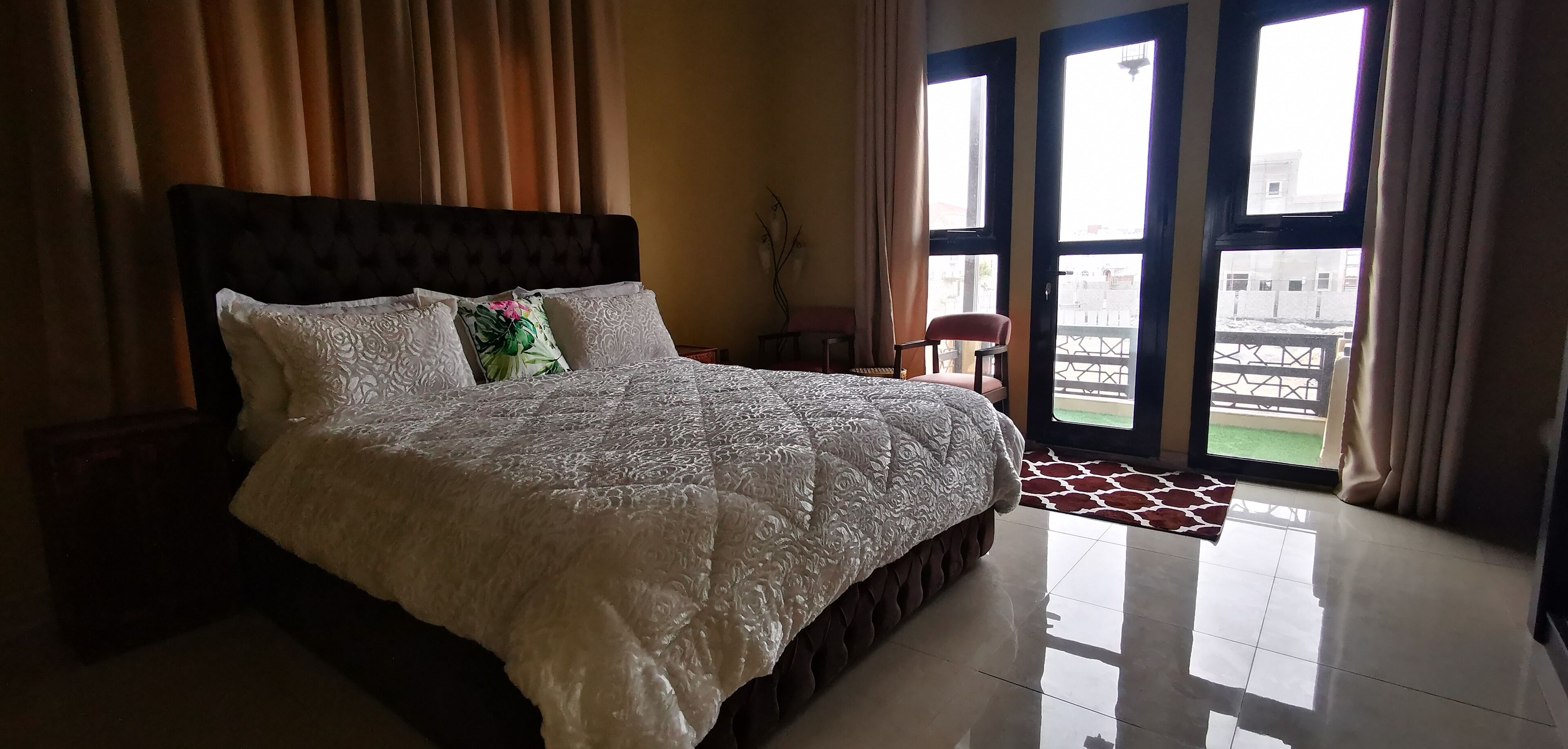 6 chambres, Wi-Fi gratuit, draps fournis