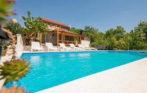 Pool - Nice home in Donji Vinjani (Donji Vinjani)