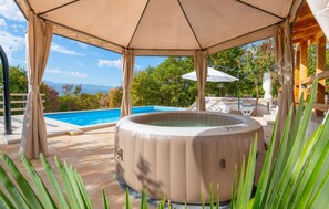 Pool - Cozy home in Donji Vinjani with WiFi (Donji Vinjani)