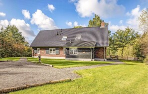 Exterior - Nice home in Rijssen with WiFi (Rijssen)