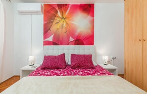 3 Schlafzimmer, Zimmersafe, kostenloses WLAN, Bettwäsche