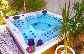 室外 SPA 浴缸