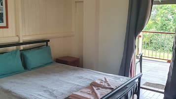 Traditional Double or Twin Room, 1 Bedroom, Hill View