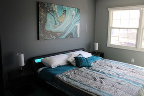 4 bedrooms, iron/ironing board, free WiFi, bed sheets