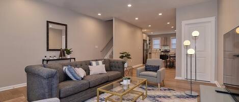 Smart TV, Netflix, streaming services