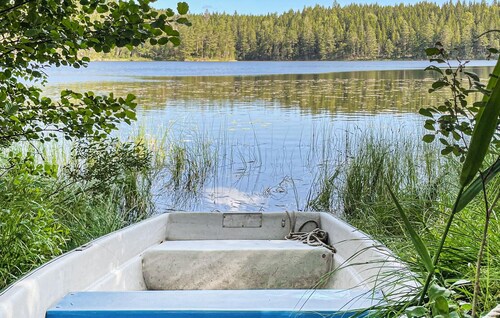 Beautiful home in Ed with lake view