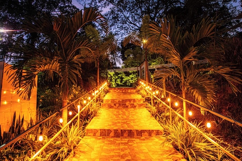 Hotel Villas y Glampings MyA, Puerto Viejo, Limon, C.R