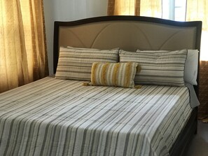 5 habitaciones, tabla de planchar con plancha y wifi gratis 