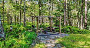 Property grounds - Quiet Secluded Luxury Cabin Retreat in Glen Spey - Fernwood Lodge (Glen Spey)