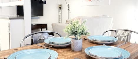 تناول الطعام