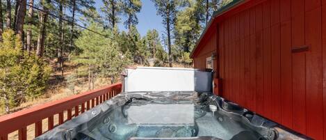 Bain à remous extérieur