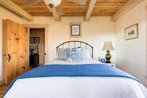 5 dormitorios, escritorio, tabla de planchar con plancha y wifi