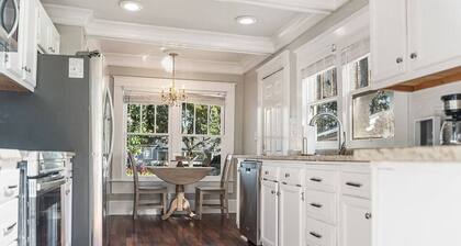 Old Dauphin Way Historic Home - Unit 5