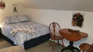 Iron/ironing board, travel cot, free WiFi, bed sheets