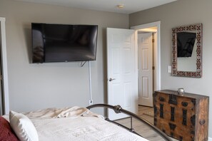 3 多间卧室、办公桌、熨斗/熨衣板、免费 WiFi