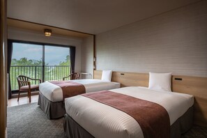 Safe på rommet, strykejern/-brett, wi-fi (inkludert) og sengetøy