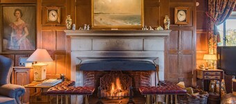 Beadles by Bloom Stays  -  charming coastal house on private coastal estate