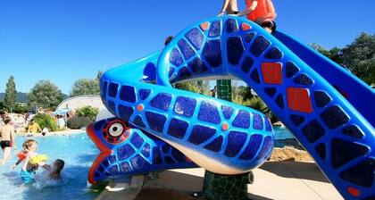 Le Barcarès, a pretty Marina for the vacations