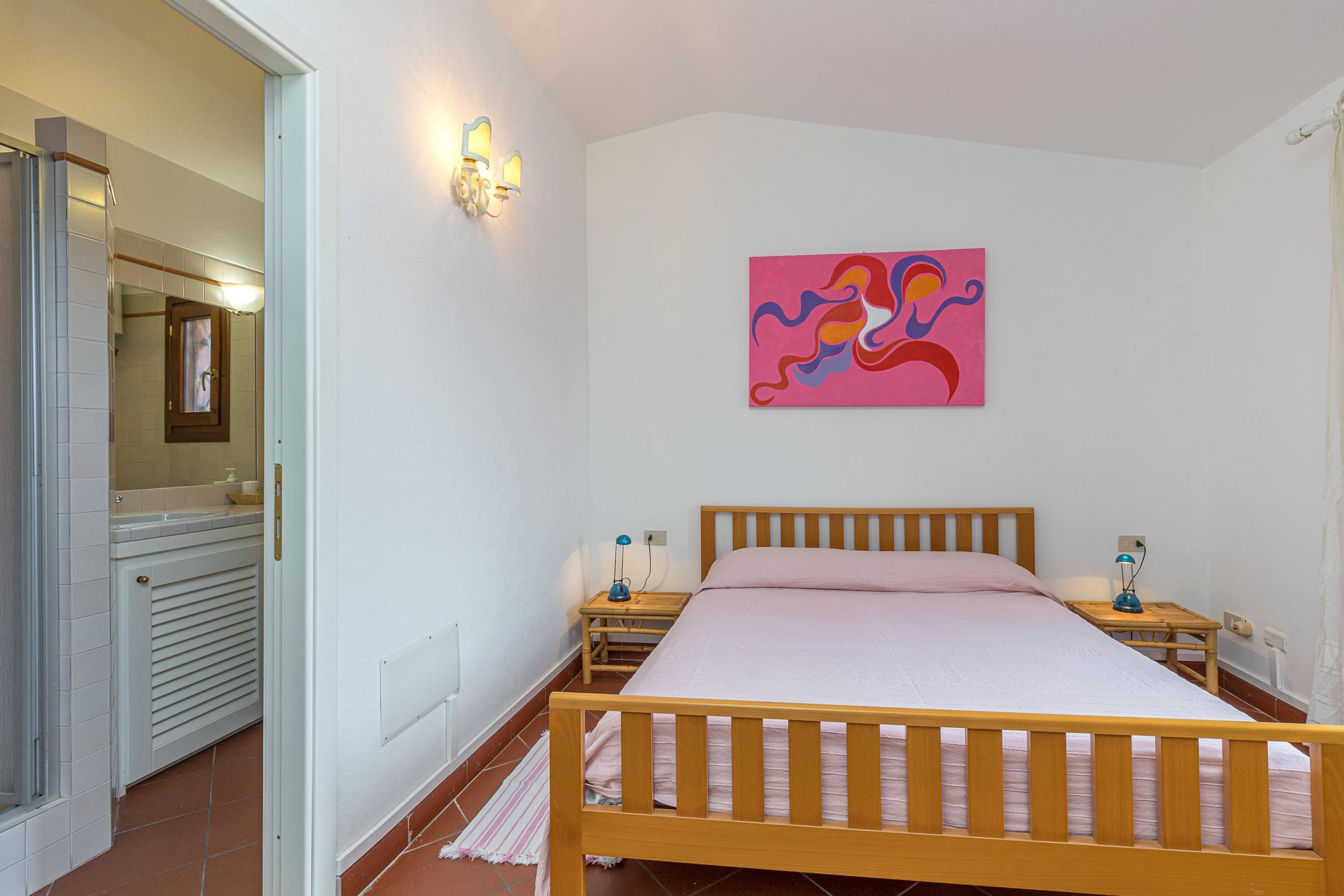 Family Apartment, Multiple Bedrooms, 2 Bathrooms (Erica Primo Piano 150m From the Beach)
