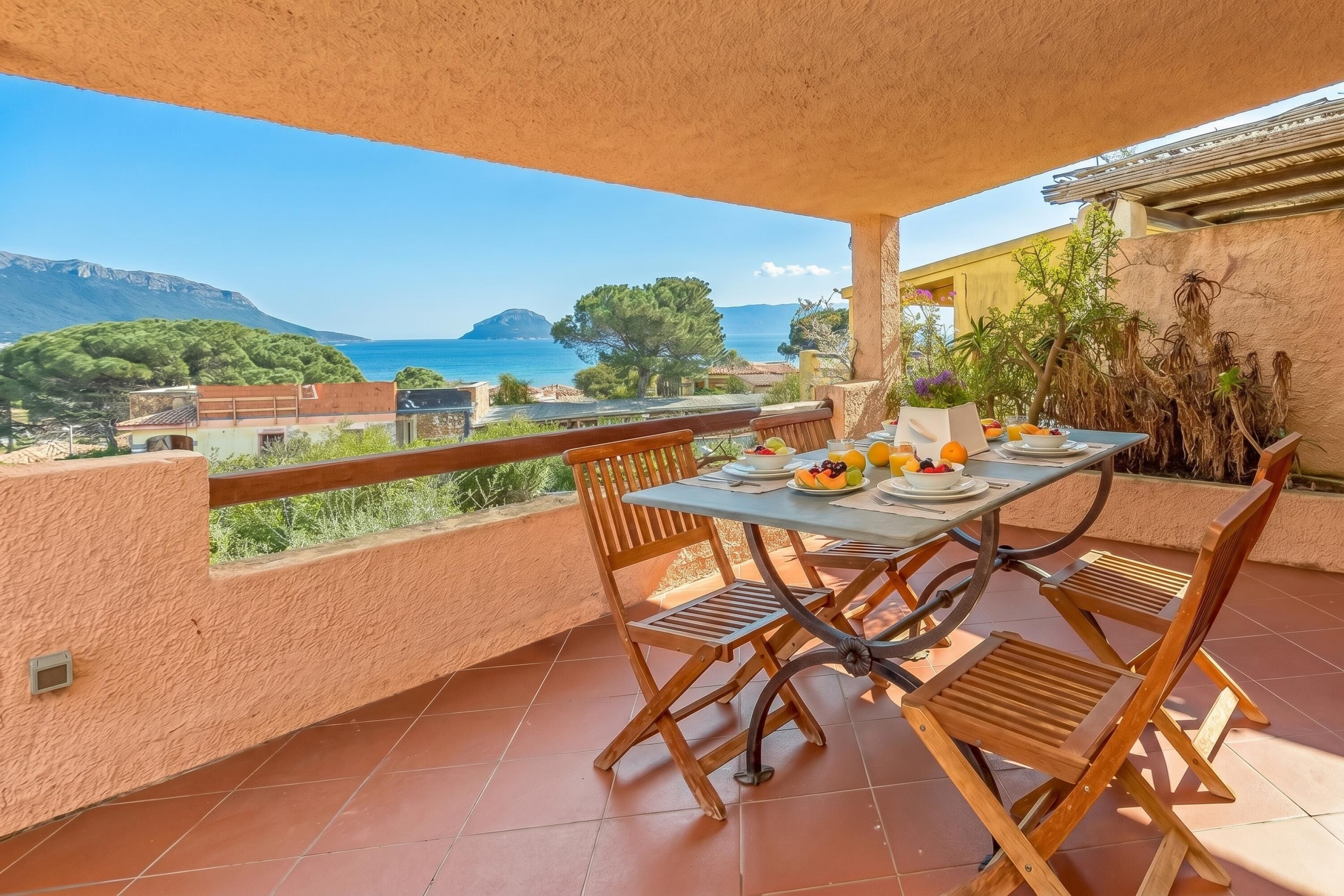 Family Apartment, Multiple Bedrooms, 2 Bathrooms (Erica Primo Piano 150m From the Beach) | Outdoor dining