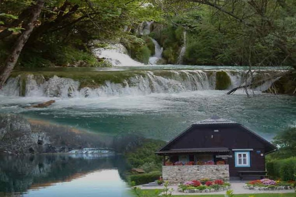 Appartement (Two-Bedroom Apartment) | Vue aérienne