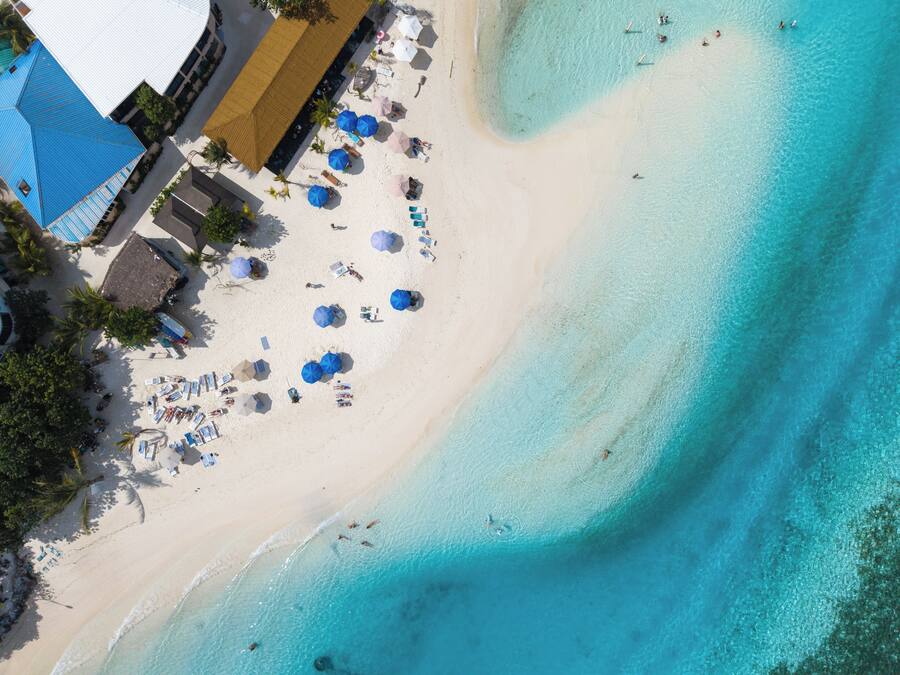 Plage à proximité, sable blanc