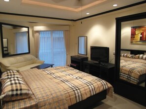 1 bedroom - Jomtien Beach Condominium A2 F12 R34 (Pattaya)