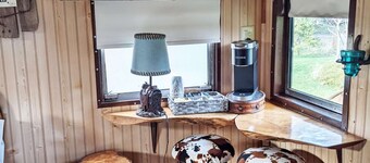 Wild West at Olympic Railway Inn - Pet Friendly