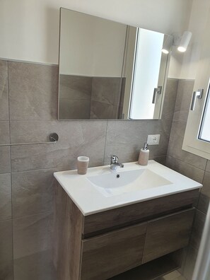 Maison, 1 chambre, fumeurs | Salle de bain