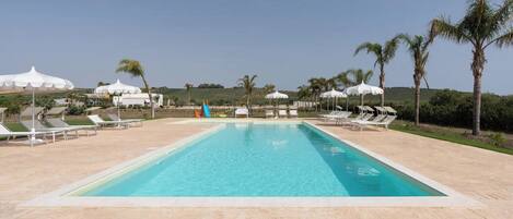 Huis, 1 slaapkamer, roken | Zwembad | Een buitenzwembad