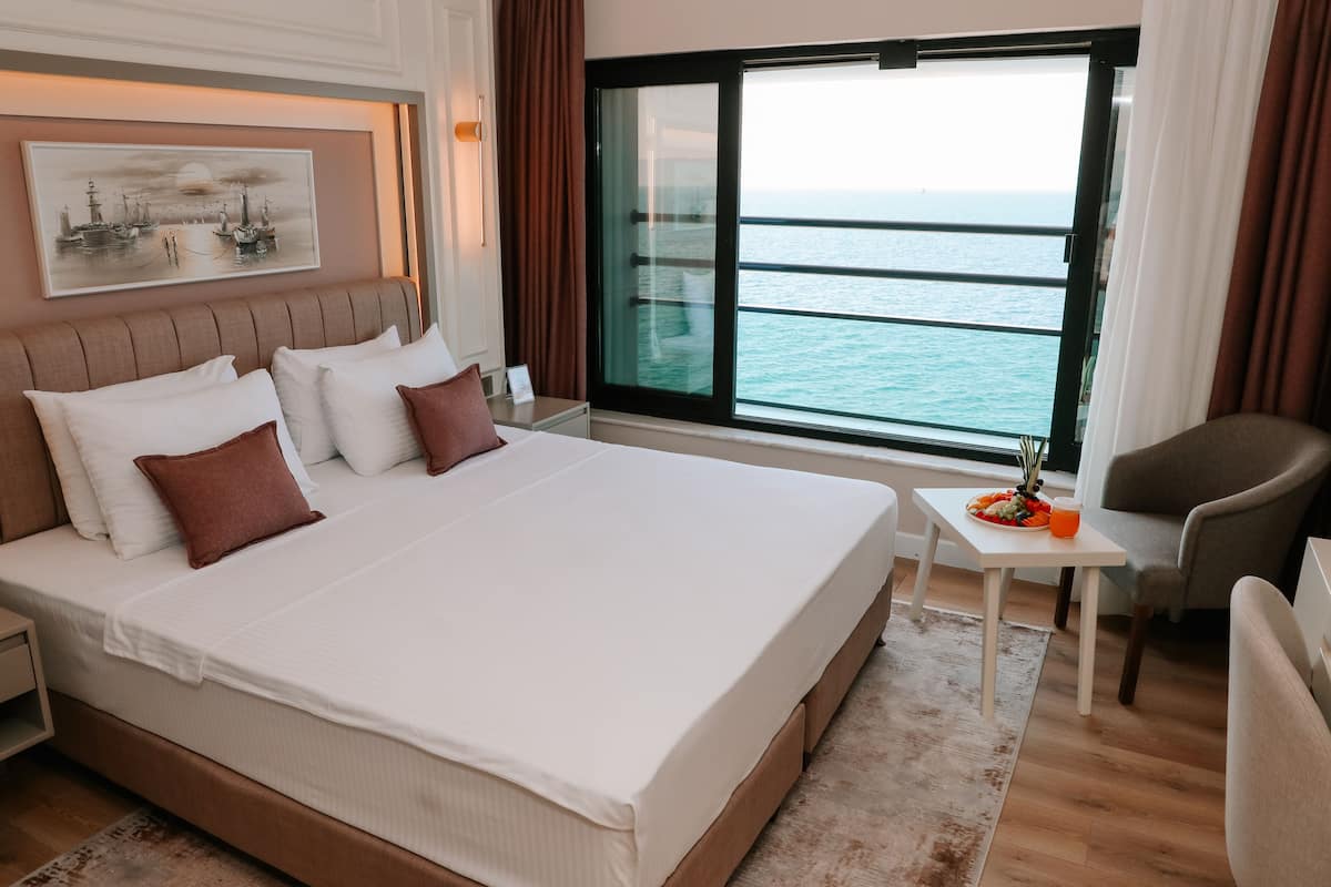 1 slaapkamer, luxe beddengoed, een minibar, een kluis op de kamer