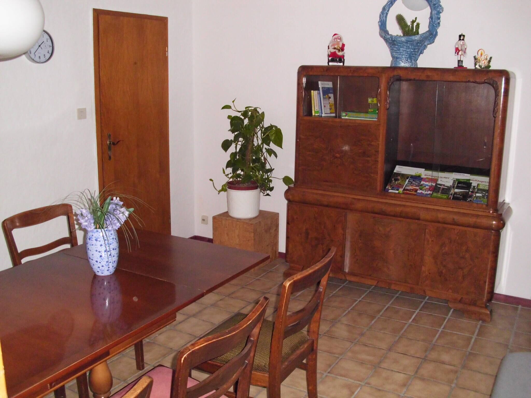 Apartment, 2 Bedrooms, Garden View | Dining