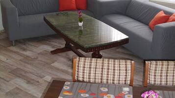 Appartement, 2 chambres, vue jardin | Restauration