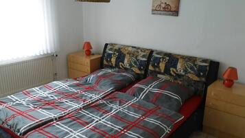 Apartment, 2 Bedrooms, Garden View