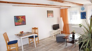 Apartment, 1 Bedroom, Garden View | Living area - Monteurwohnung Langelsheim max 2 Personen (Langelsheim)