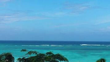 Room, 1 Bedroom, Accessible, Smoking | Pantai