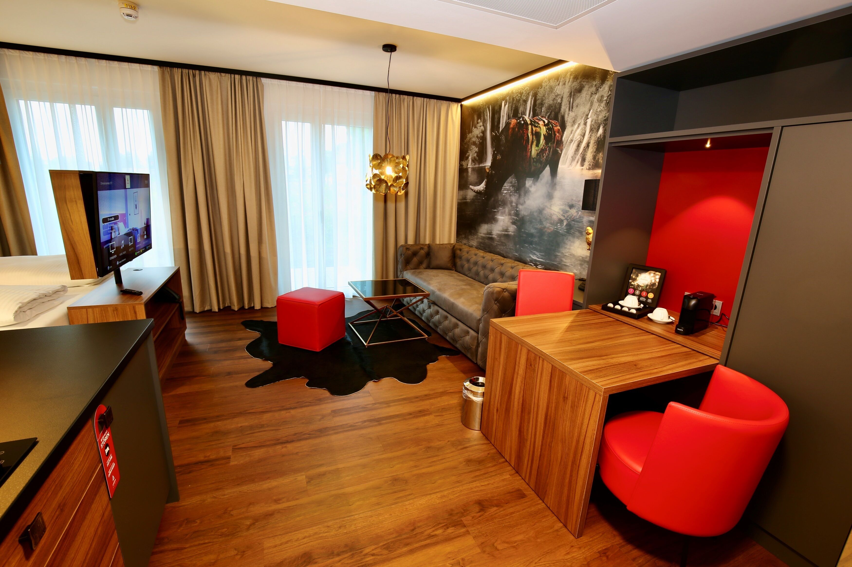 Studio Suite, dapur kecil | Dapur kecil pribadi | Lemari es, microwave, kompor, dan mesin espresso