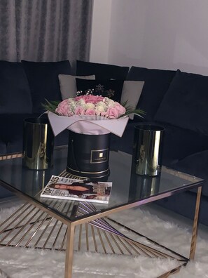 Apartment, 1 Schlafzimmer, barrierefrei, Balkon | Wohnzimmer