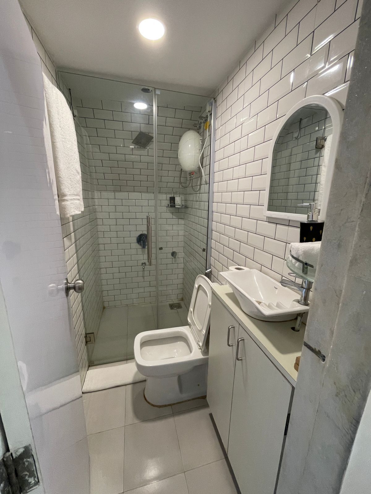 Chalet, 2 Bedrooms, Smoking, Private Pool | Bathroom | Soap, shampoo