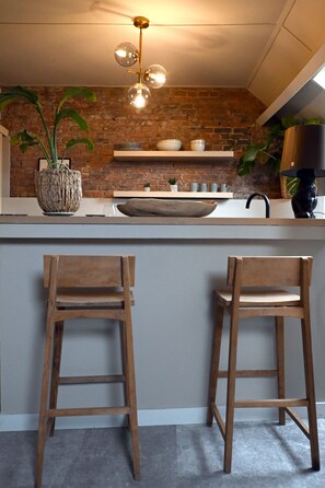 Dining - Cheap, Affordable Luxury in Antwerp Cc-4 (Antwerp)