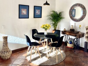 Apartamento, 2 quartos, terraço, vista para a cidade | Opções para refeição