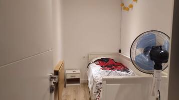 3 camere, una scrivania, culla da viaggio, Wi-Fi gratuito