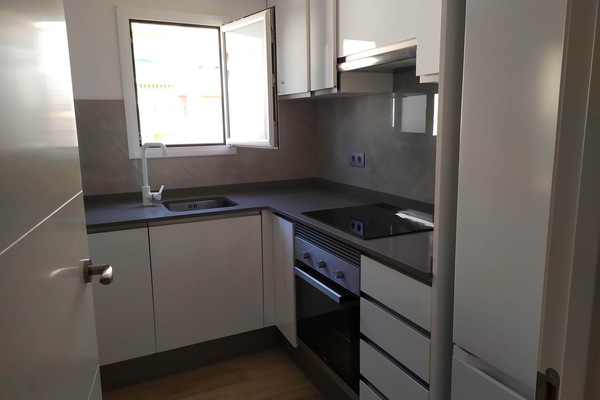 Frigorífic, microones, forn i placa de cuina