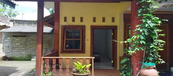 Borobudur Kampung Homestay - Aziz